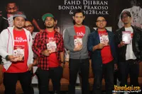 Foto Bondan Prakoso feat Fade2Black