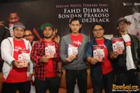 Foto Bondan Prakoso feat Fade2Black