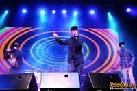 Foto Bondan Prakoso feat Fade2Black