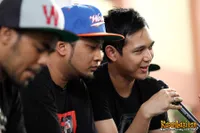 Foto Bondan Prakoso feat Fade2Black