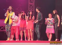 Foto Bukan Bintang Biasa