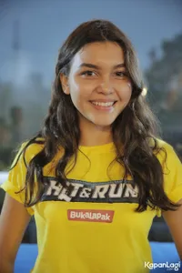 Foto Caitlin North Lewis