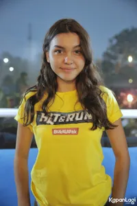 Foto Caitlin North Lewis