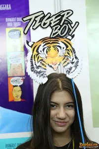 Foto Cassandra Sheryl Lee