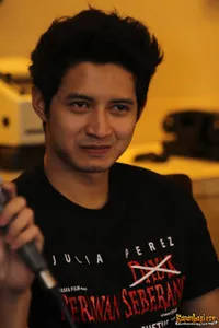 Foto Chand Kelvin