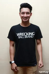 Foto Chand Kelvin