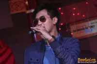 Foto Chris Ryan Duo Arka