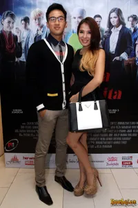 Foto Chris Ryan Duo Arka