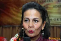 Foto Christine Hakim