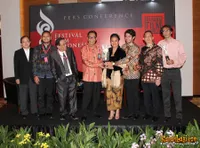 Foto Christine Hakim