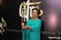 Foto Christine Hakim