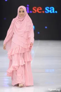 Foto Cindy Fatika Sari