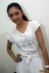 Foto Cinta Dewi