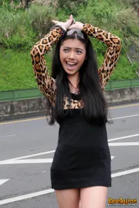 Foto Cinta Dewi