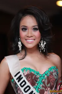 Foto Cok Istri Krisnanda Widani