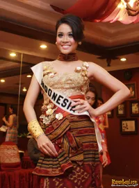 Foto Cok Istri Krisnanda Widani