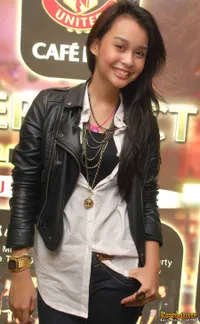 Foto Conchita Caroline