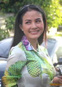 Foto Cynthiara Alona