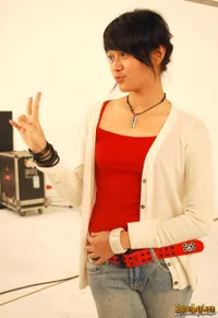 Foto Dara The Virgin