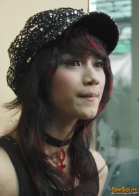 Foto Dara The Virgin