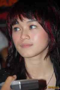 Foto Dara The Virgin