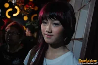 Foto Dara The Virgin