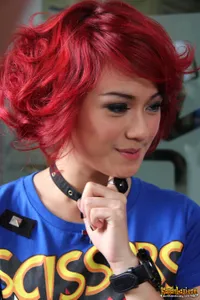 Foto Dara The Virgin