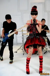 Foto Dara The Virgin