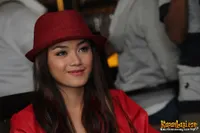 Foto Dara The Virgin