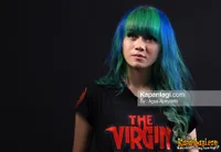 Foto Dara The Virgin