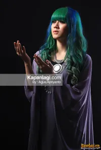 Foto Dara The Virgin