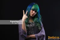 Foto Dara The Virgin