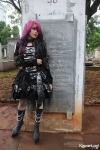 Foto Dara The Virgin