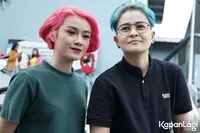 Foto Dara The Virgin