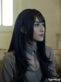 Foto Dara The Virgin