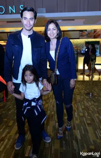 Foto Darius Sinathrya