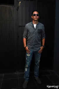 Foto Darius Sinathrya