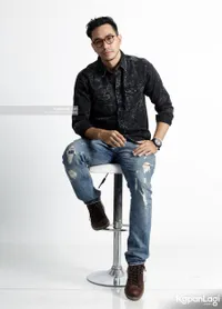 Foto Darius Sinathrya