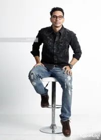 Foto Darius Sinathrya