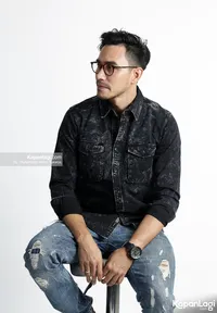 Foto Darius Sinathrya