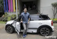 Foto Darius Sinathrya