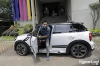 Foto Darius Sinathrya