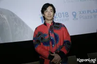 Foto Dean Fujioka