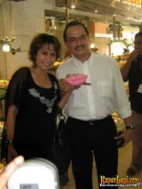 Foto Debby Sahertian