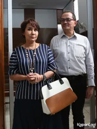 Foto Debby Sahertian