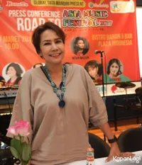 Foto Debby Sahertian