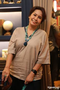 Foto Debby Sahertian