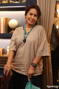 Foto Debby Sahertian