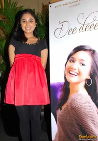 Foto Dee Deee