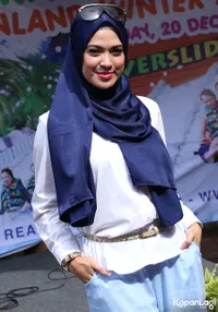 Foto Delia Septianti